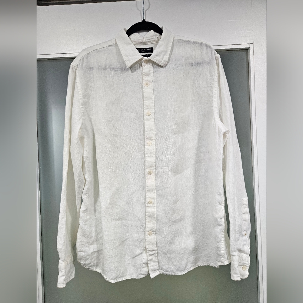 Banana Republic White Casual Button Down Shirt